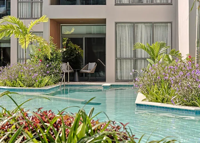 Crowne Plaza Fiji Nadi Bay Resort & Spa, An IhgSpa Hotel